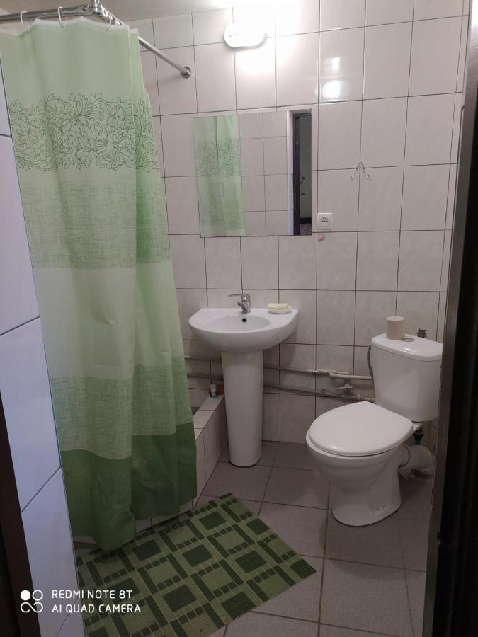 Small Guest House Lazurne Exterior photo