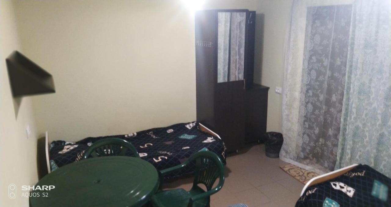 Small Guest House Lazurne Exterior photo