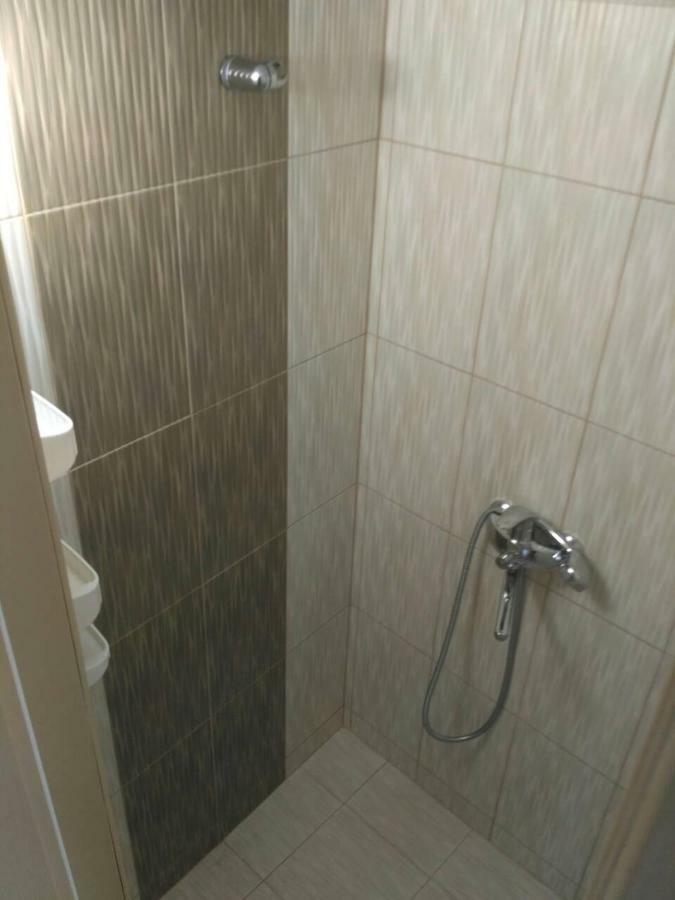 Small Guest House Lazurne Exterior photo